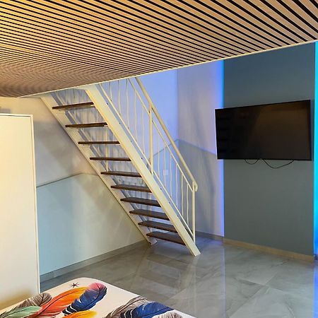 Charm E Chic Apartment Napoli Exterior foto
